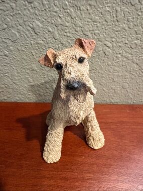 Beige Dog Figurine Décor - Hand-Painted Resin Terrier